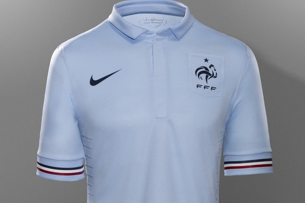 french-football-federation-away-kit-for-2013-pict-01