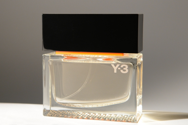 y-3-launches-black-label-mens-fragrance-01