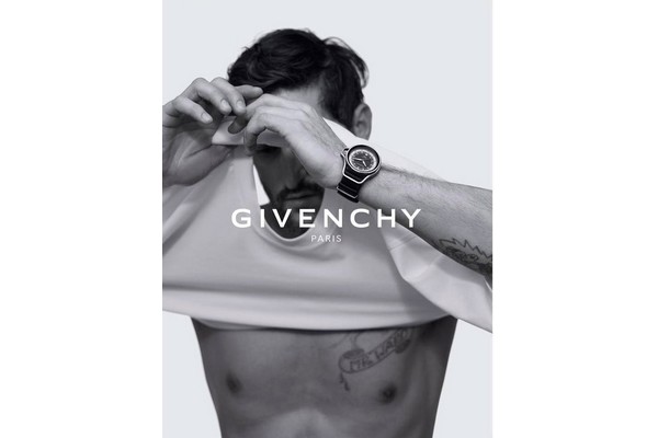 givenchy-springsummer-2015-watches-campaign