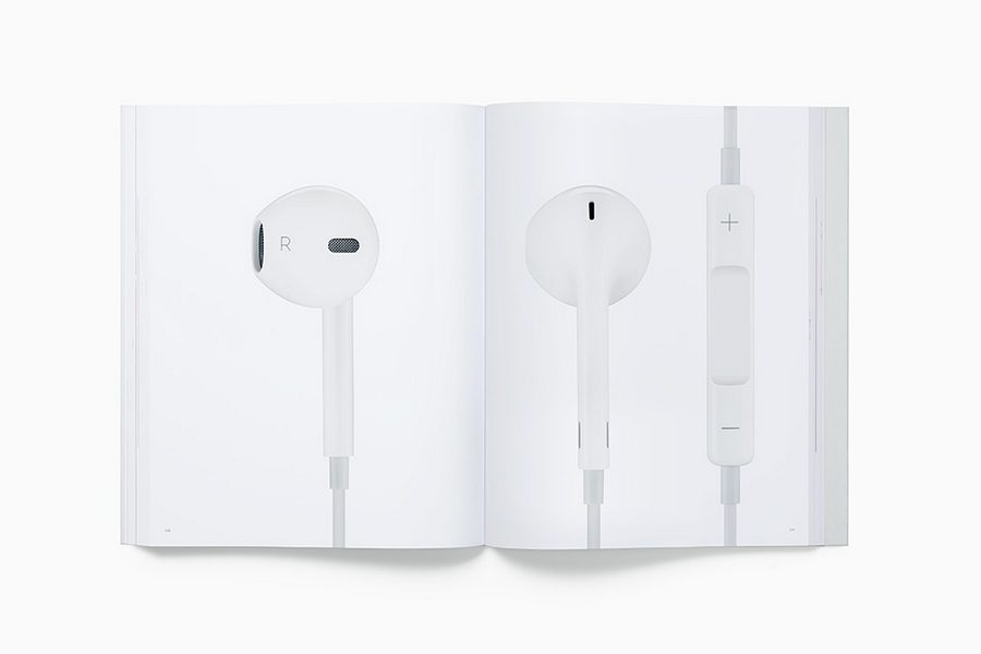 designed-by-apple-in-california-book-10