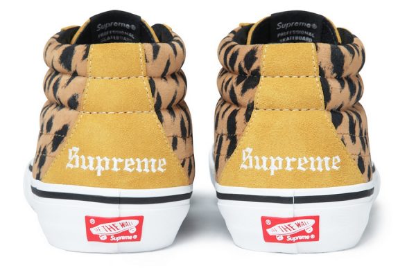 Supreme x Vans dévoilent la Sk8-Mid Pro Leopard