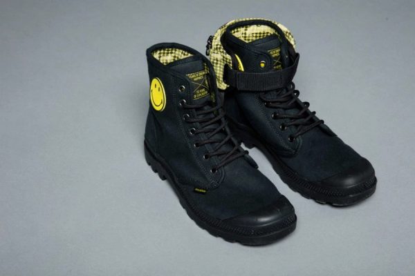 Palladium x Smiley Boots Festival Survival Kit Pack