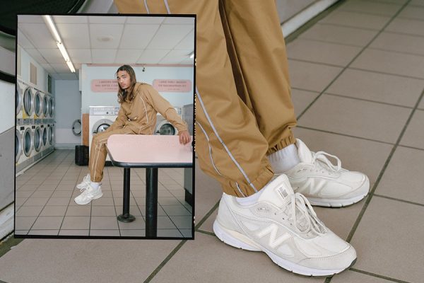 Collaboration Stüssy x New Balance 990v4 "Cream"