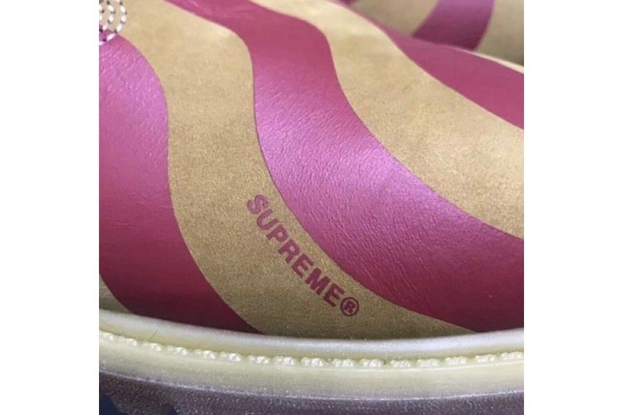 first-look-at-the-leaked-timberland-x-supreme-boots-03