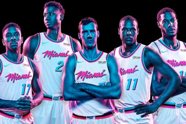 Miami Heat présente son maillot "Vice City Edition"