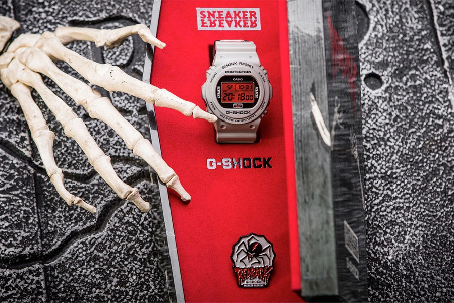 dw 5700 sneaker freaker