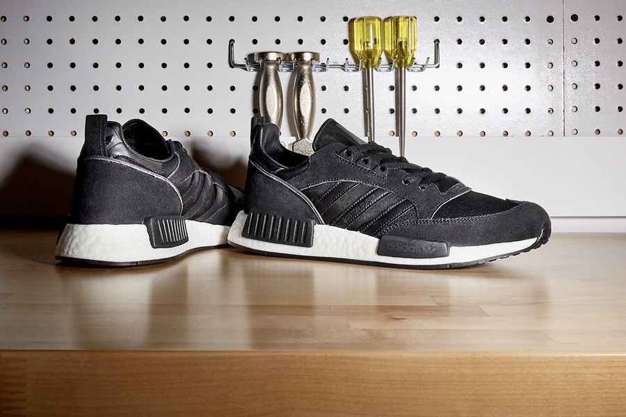 adidas-originals-triple-black-never-made-08 | Viacomit