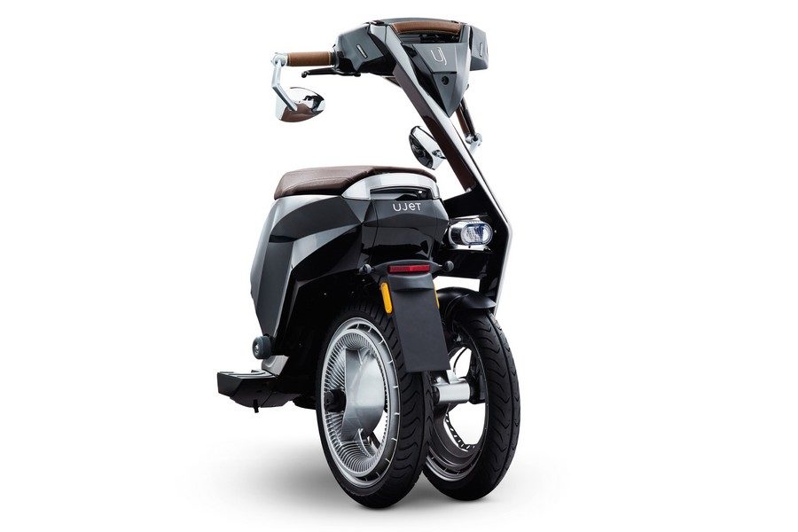Ujet-Electric-Scooter-07