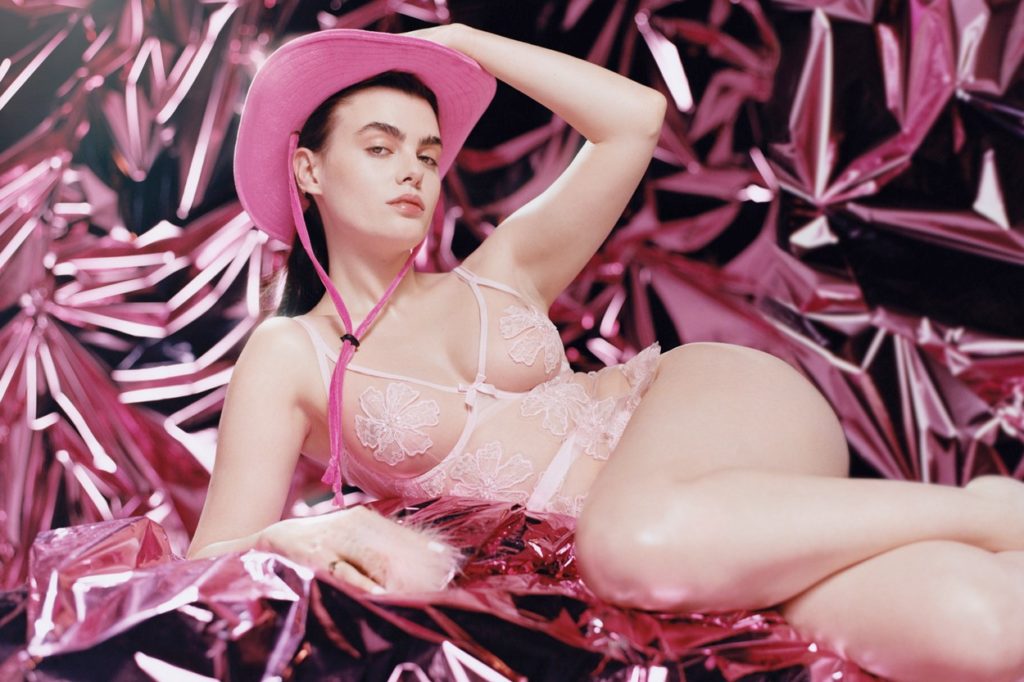 Campagne Charli Howard x Agent Provocateur