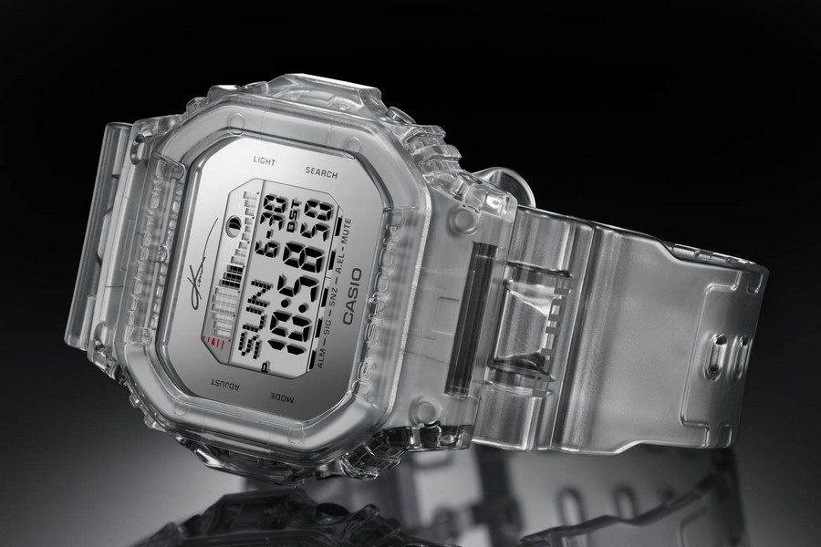 kanoa-igarashi-x-g-shock-g-lide-glx-5600ki-7-signature-watch-02
