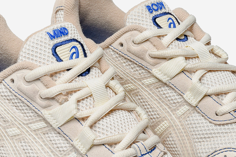 asics above the clouds gel 1090