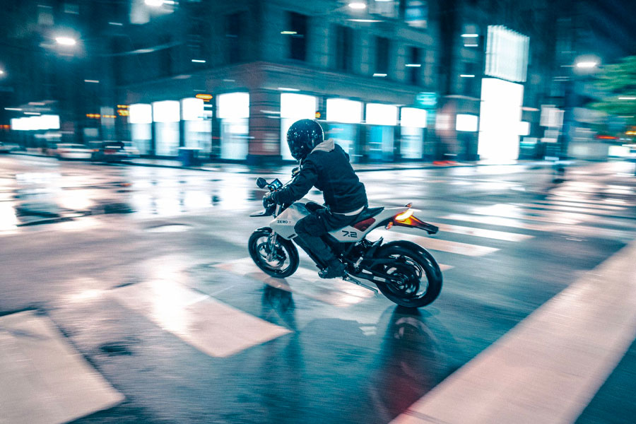 Zero Motorcycles présente la Zero FXE